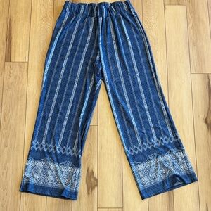 New Directions Navy and White Textured Pants